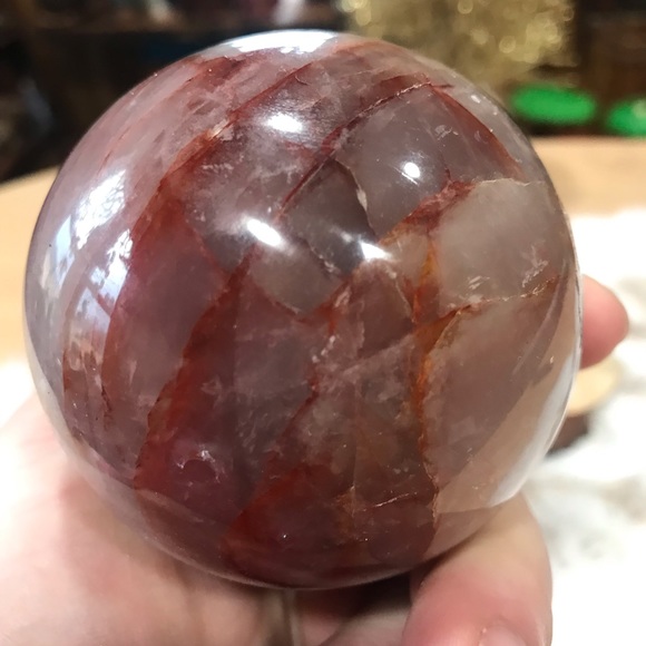 Fire quartz sphere - Picture 3 of 5